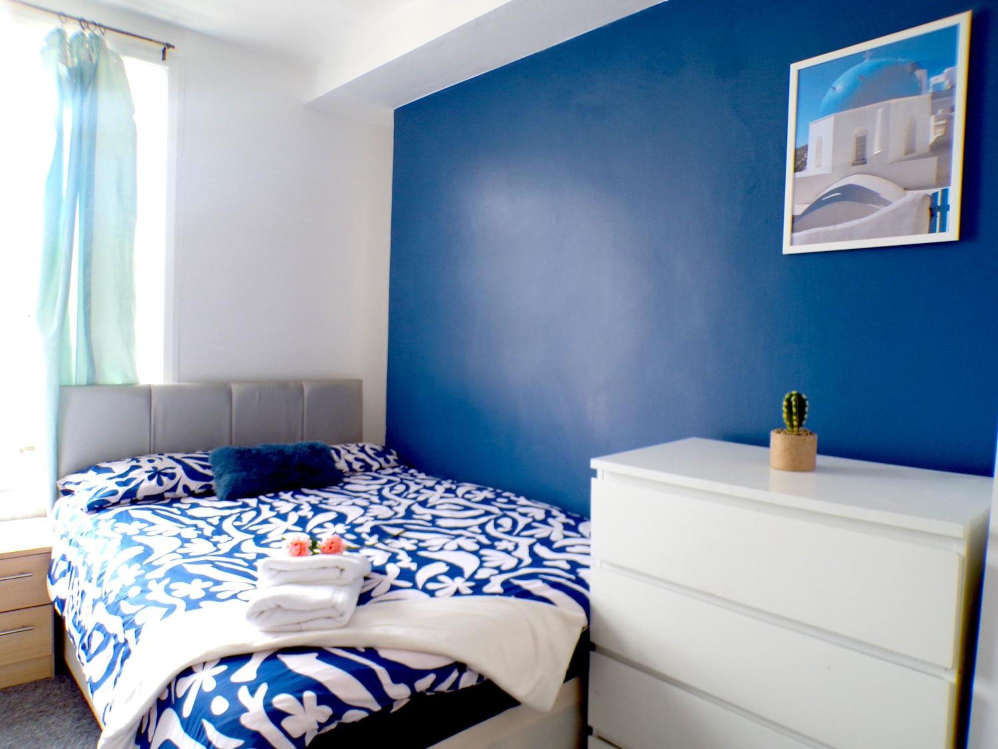 West Kensington - Santorini Apartments Londra Exterior foto